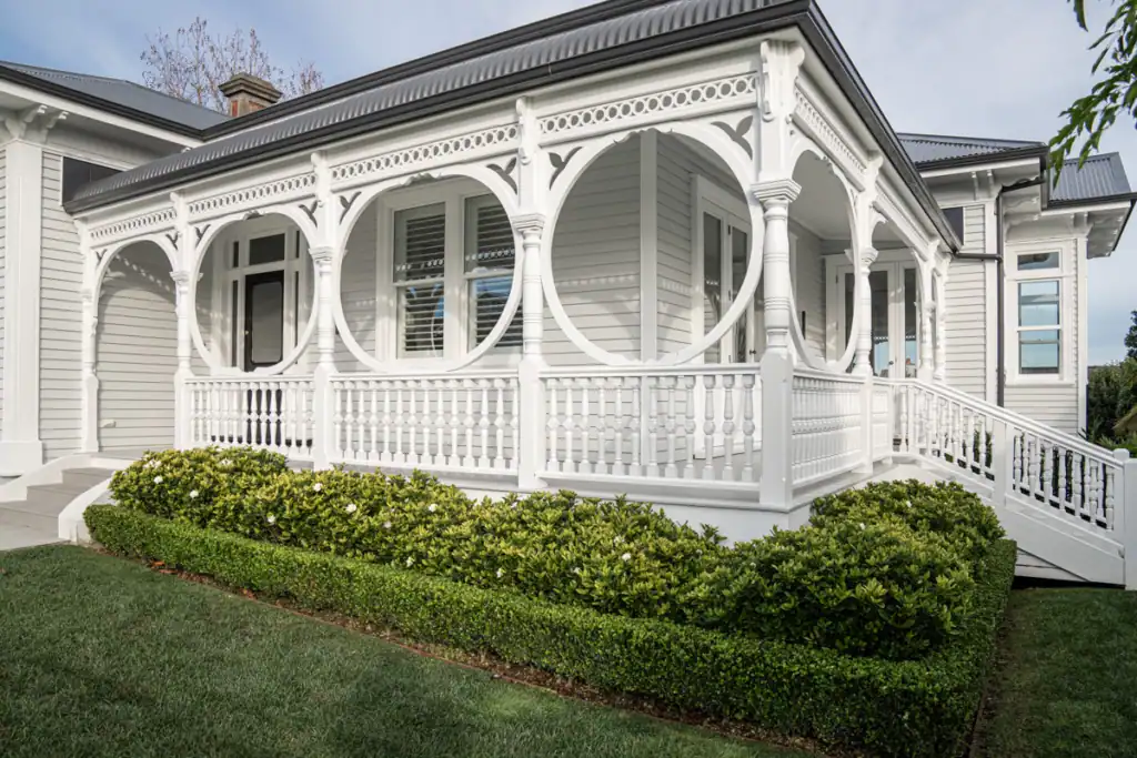 View of Villa in Hernebay showing the landscaping around the front porch area.